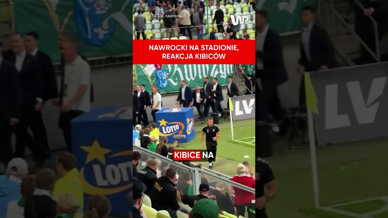 Euforia na stadionie. Mocne wejście Nawrockiego na mecz Lechii Gdańsk