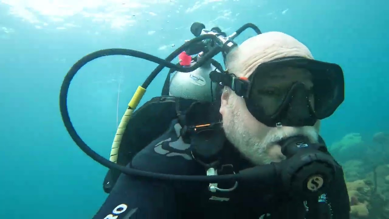 Diving the sunken pier Lauderdale by the Sea@ Reef RangerSCUBA