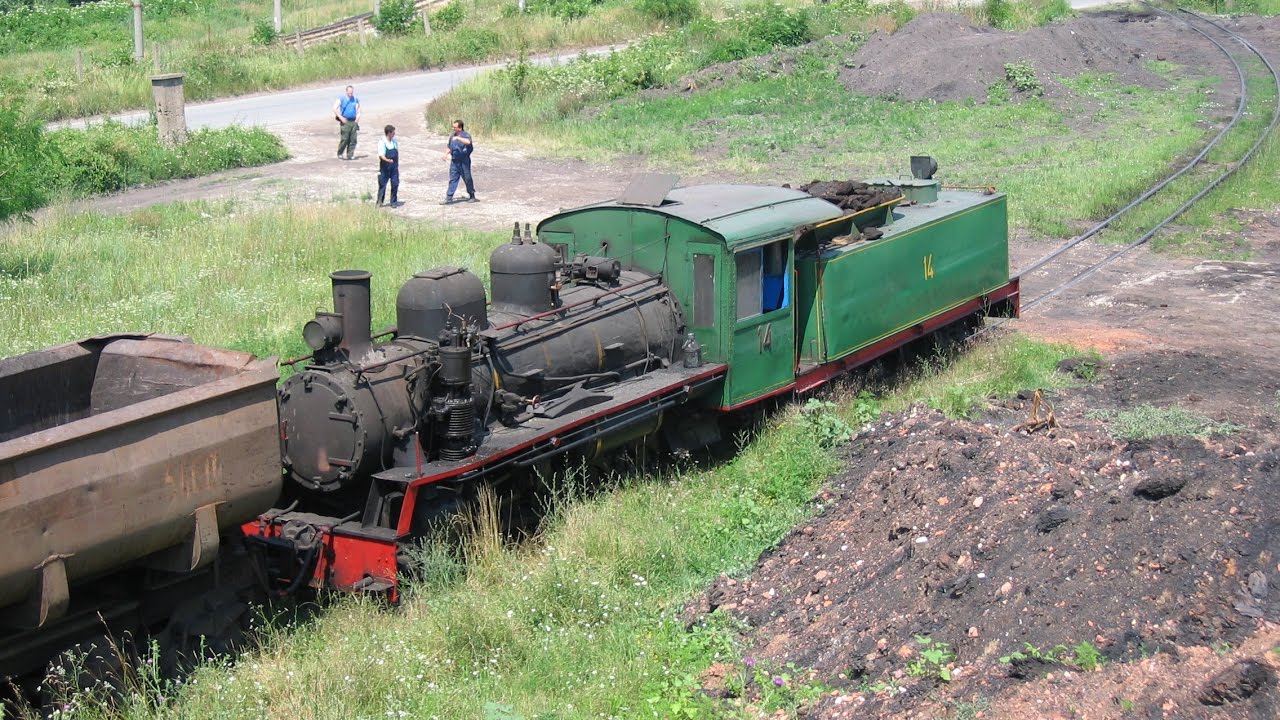 Kostolac-důl Klenovnik. UNRRA č. 14 s uhelným vlakem dne 5.7.2004