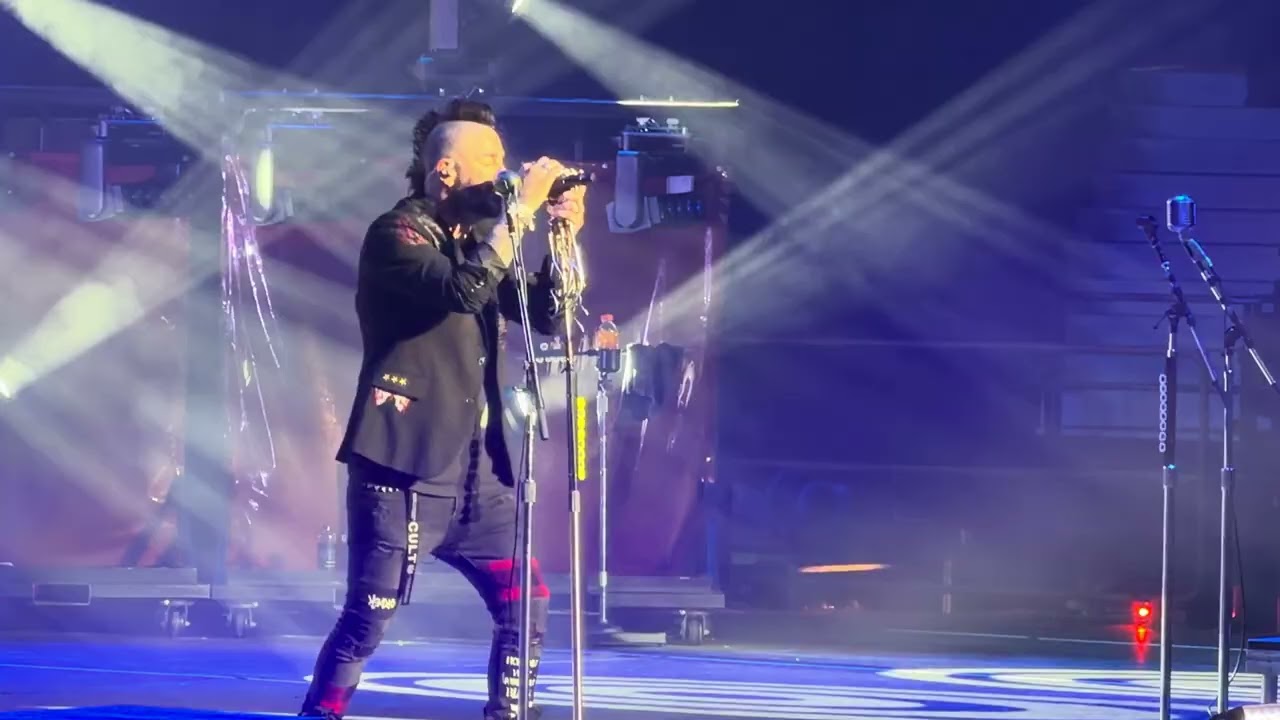 Three Days Grace - Apologies live in Chicago, IL 3/9/26