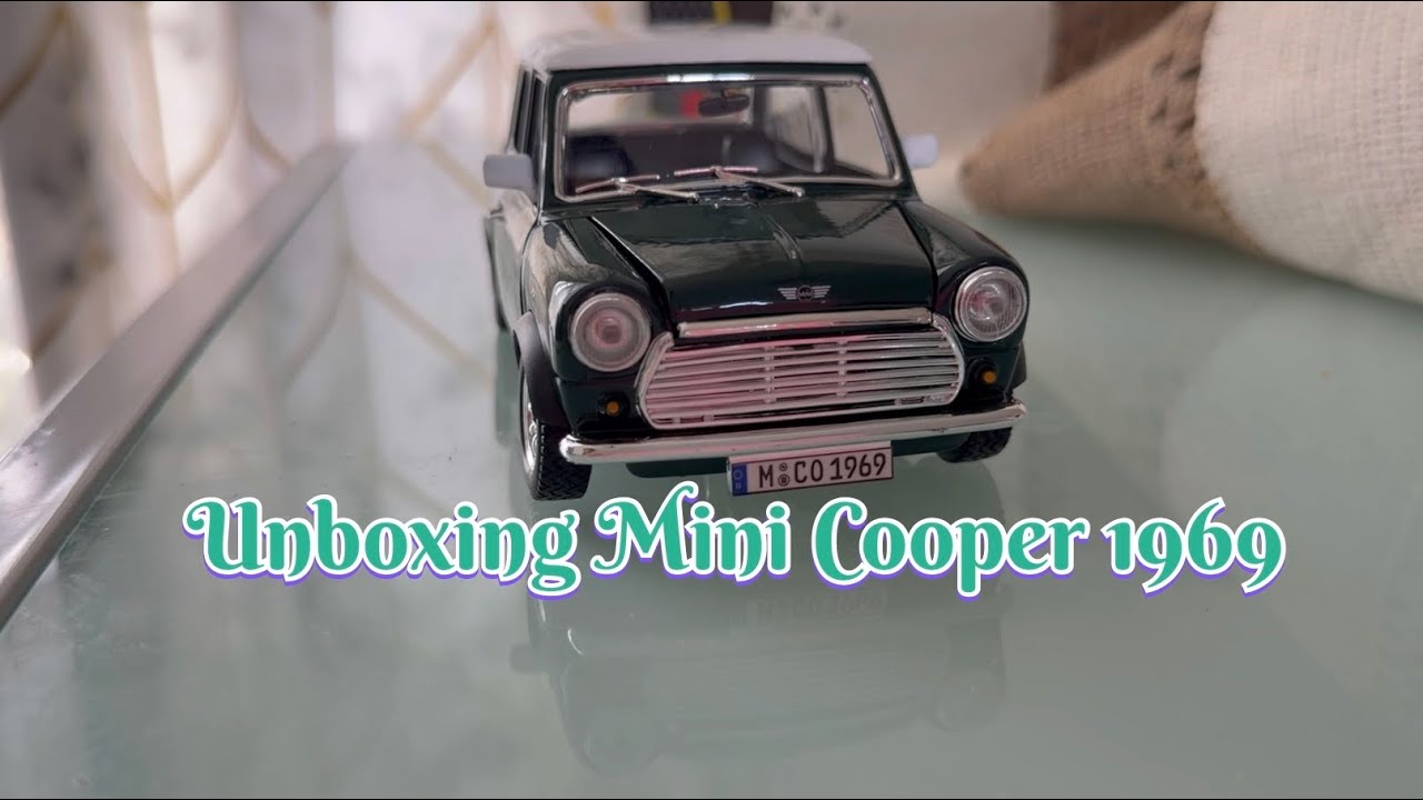 Unboxing Mini Cooper 1969 scale model 1:24