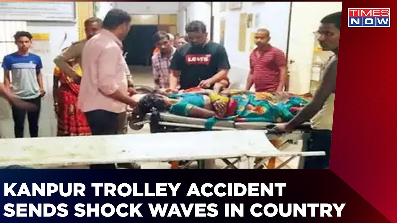 CM Yogi Adityanath Reaches Kanpur After Tractor Trolley Overturns | Meets Family Of Deceased