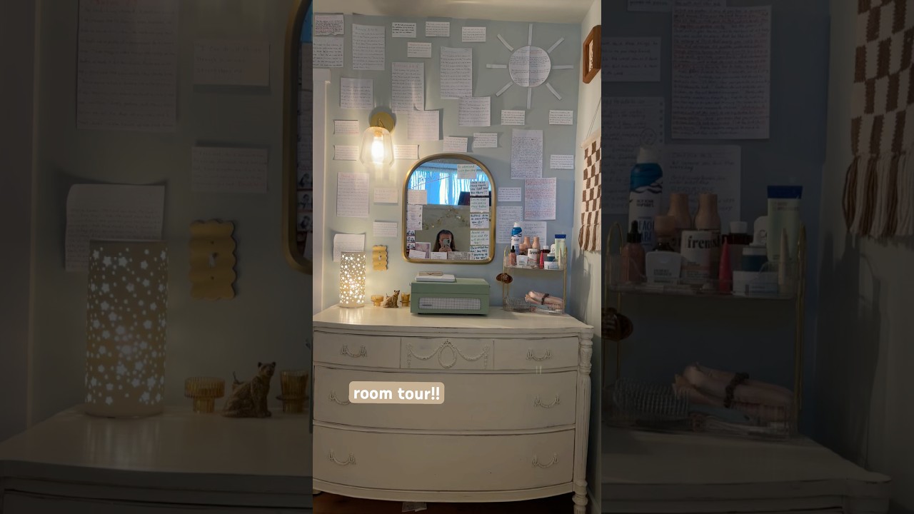 this is my room😉 
