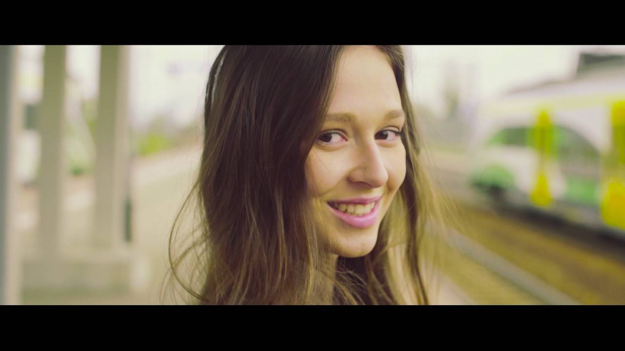 CHICOS - Dziewczyna z dworca PKP (2016 Official Video)