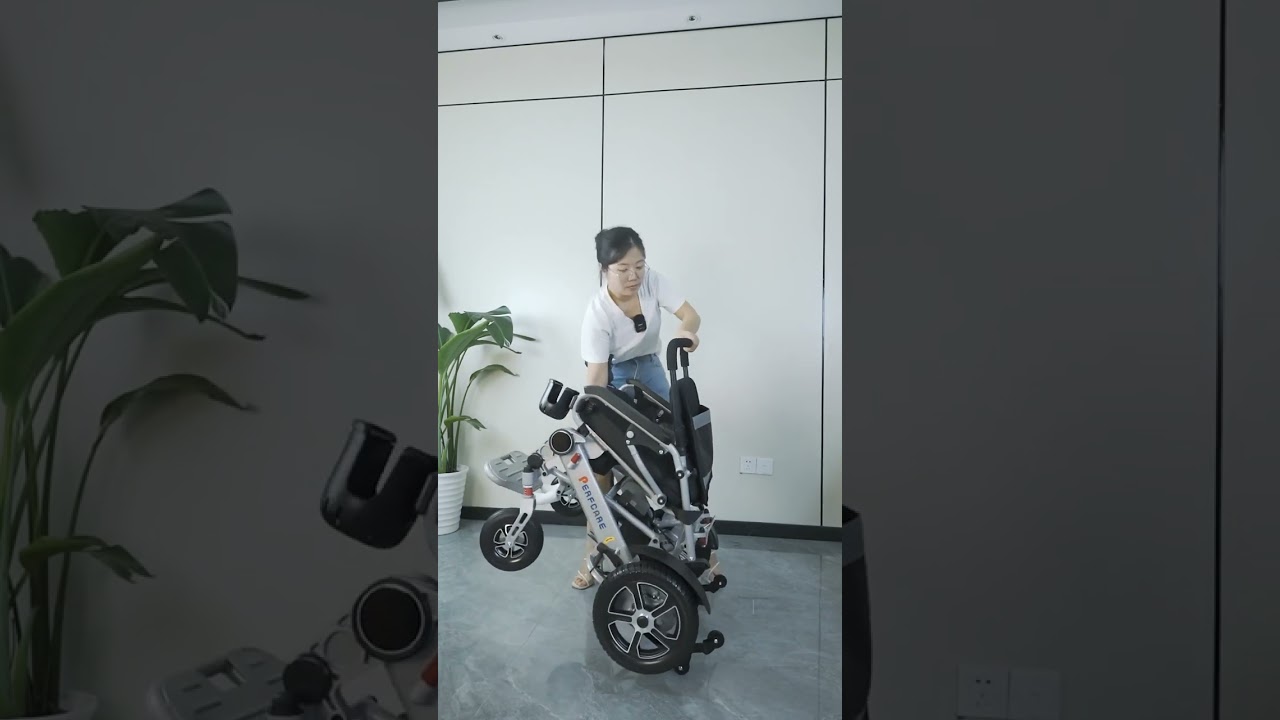 Show how the portable wheelchair can be disassembled for easy travel-C4603