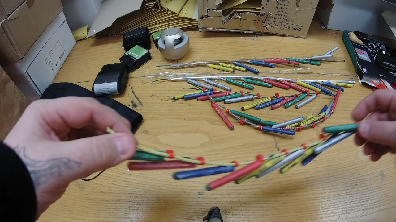 Här kommer ÄNTLIGEN en unboxing och uppskjutning/användning av Schreihals från Funke Sweden.