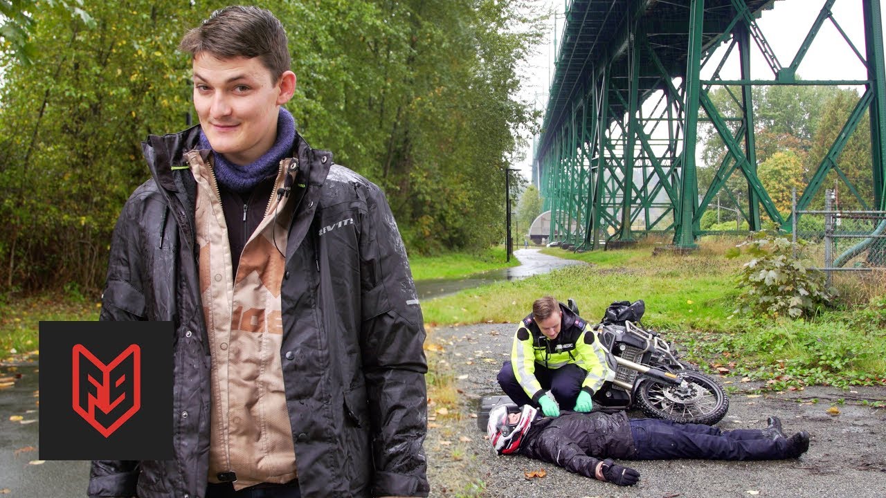 First Aid Protocol With A Paramedic - How to Save a Motorcyclist's Life