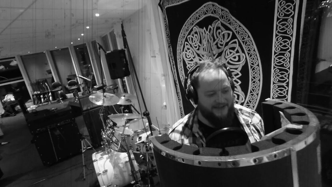 STUDIO GRUNGE feat STIAN VAKA - SIMPLE MAN (OFFICIAL VIDEO)