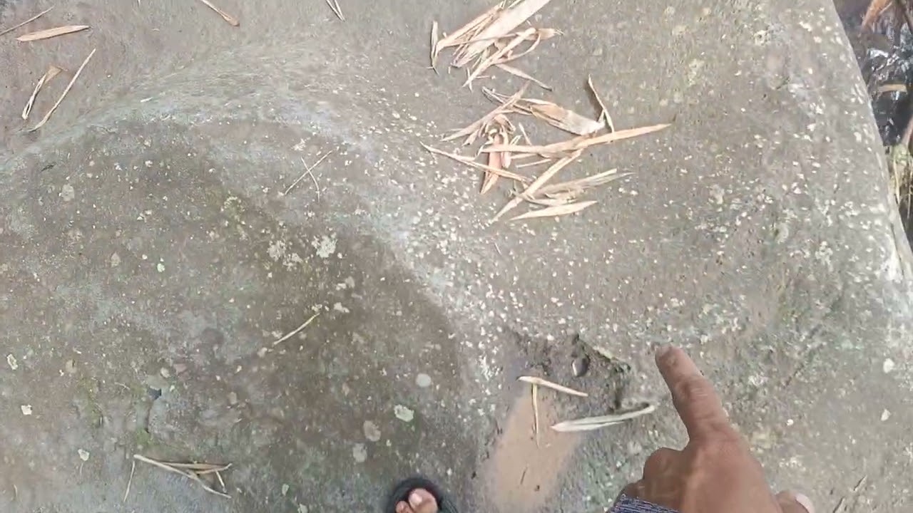 MAY NAKUHANAN SA AREA NA ITO 