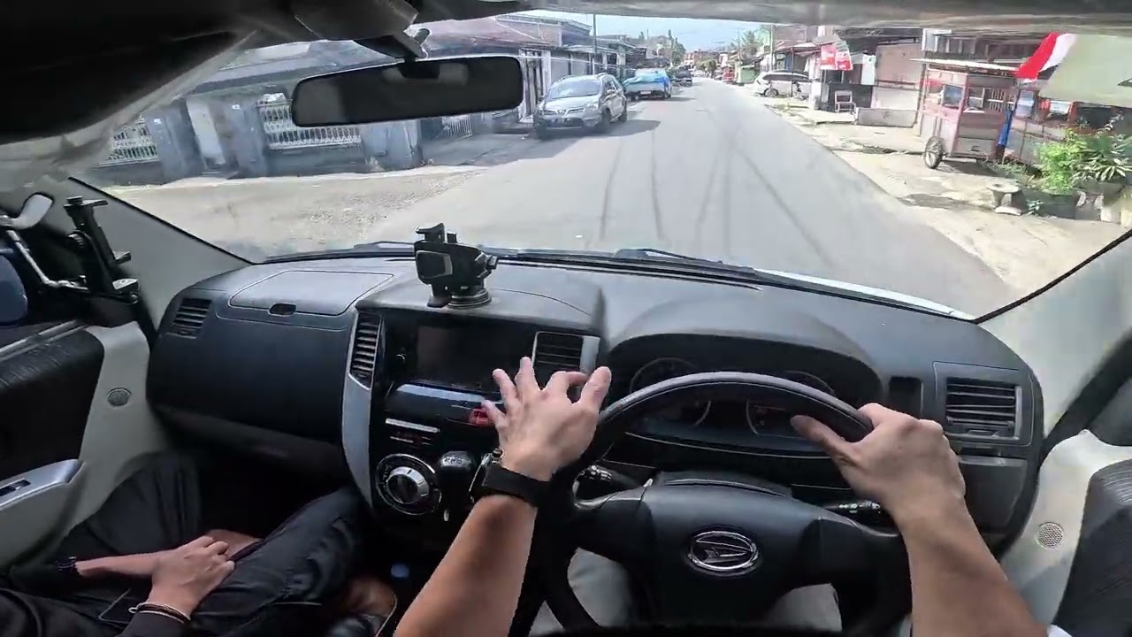 POV DRIVING LUXIO 1.5 X/MT #otomotif #automobile #viral #videoviral #pov #travel 