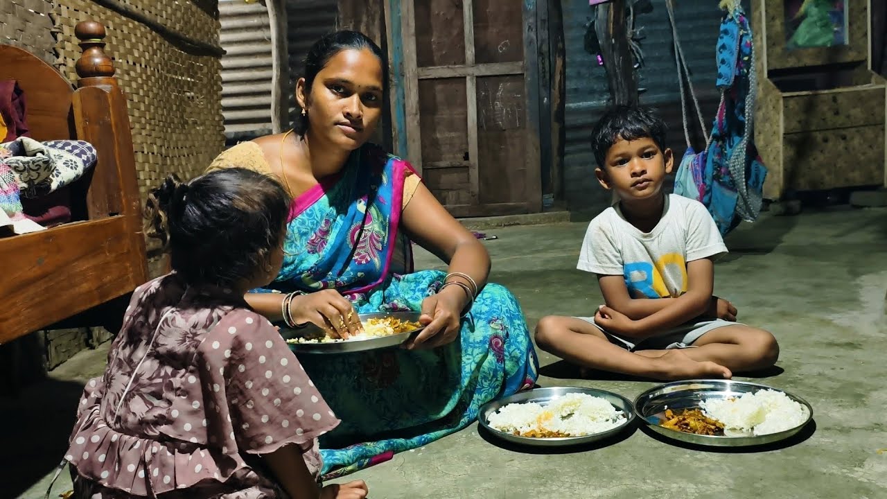 మామిడికాయ నిల్వ పచ్చడి కోసం మామిడికాయలు || ఈ రాత్రికి ఫ్యామిలీ అంతా కలిసి దొండకాయ కూరతిని సరిపే...