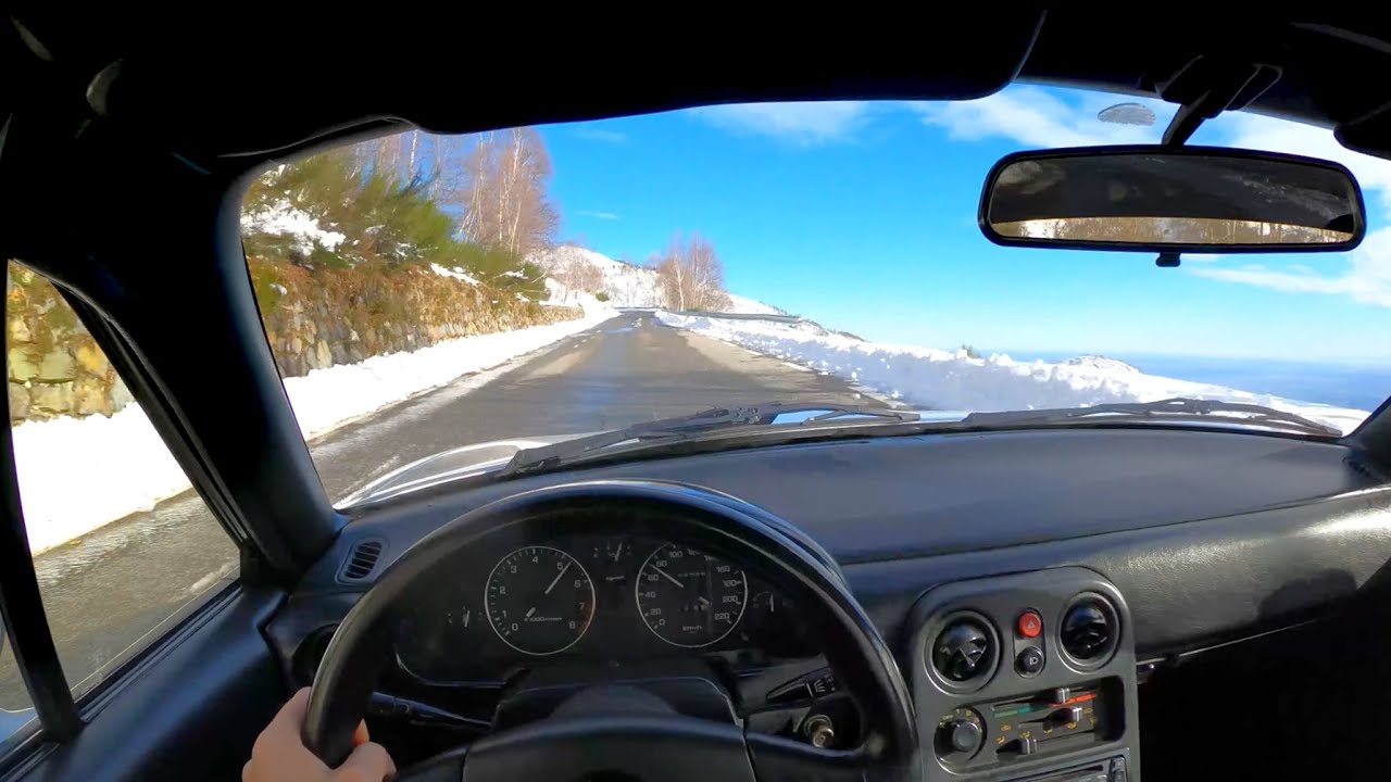 POV Mazda MX-5 NA on Snowy roads