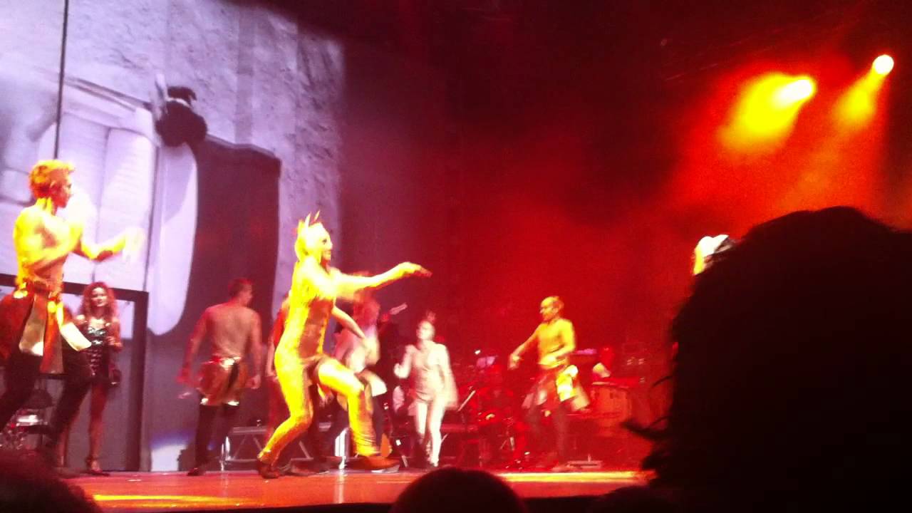 Ajda Pekkan - 'Yakar Geçerim' (13.07.2012 - Turkcell Kuruçeşme Arena)