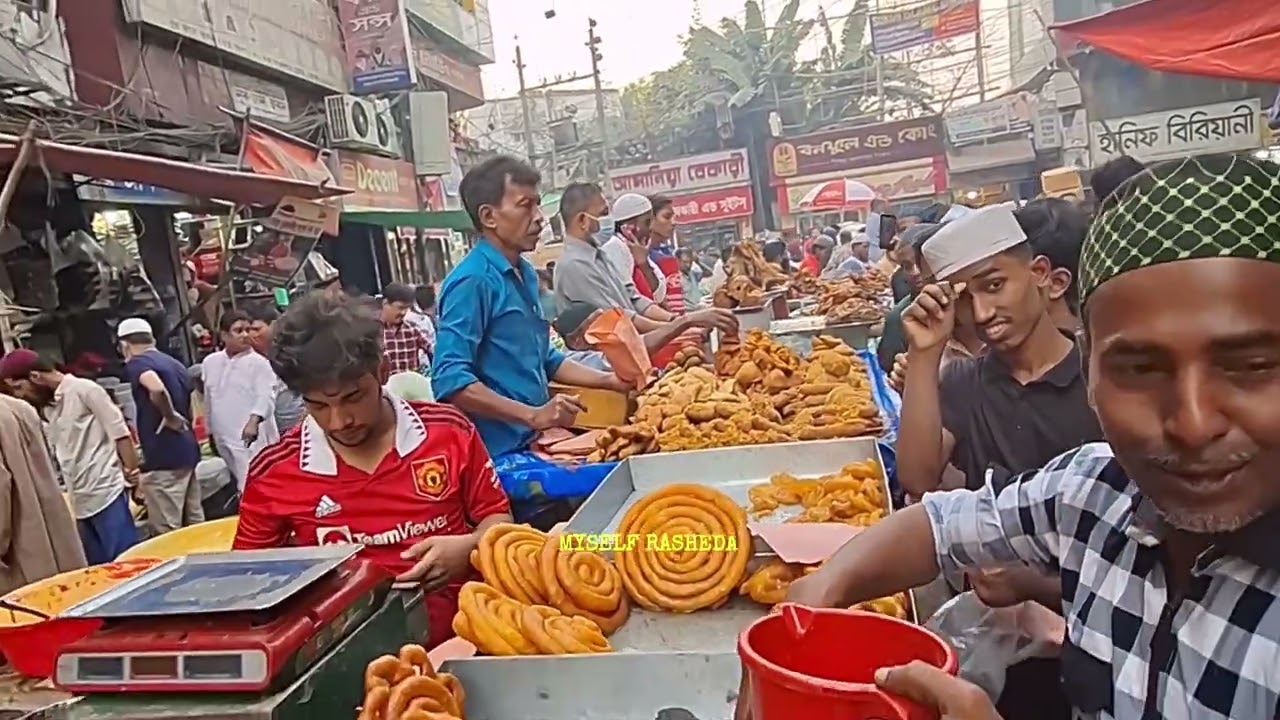 পুরান ঢাকার ঐতিহ্যবাহী চকবাজারের রকমারি ইফতার ২০২৫ #chawkbazar #iftar #2025 #ramadan #amazing