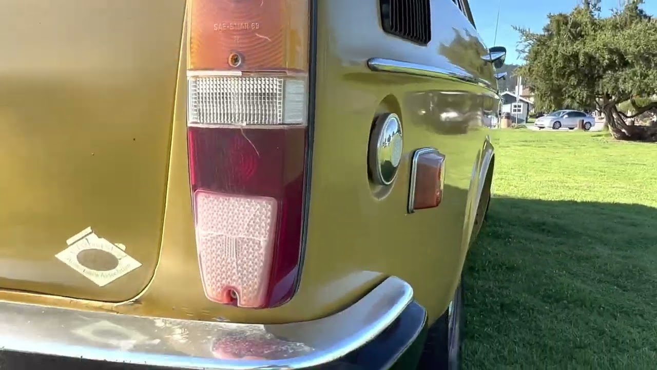 1971 VOLVO 145S WAGON AT DODI AUTO SALES