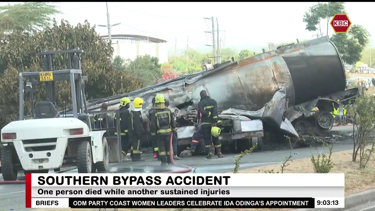 Southern Bypass Accident I A lorry collides with a fuel tanker and burst into flames