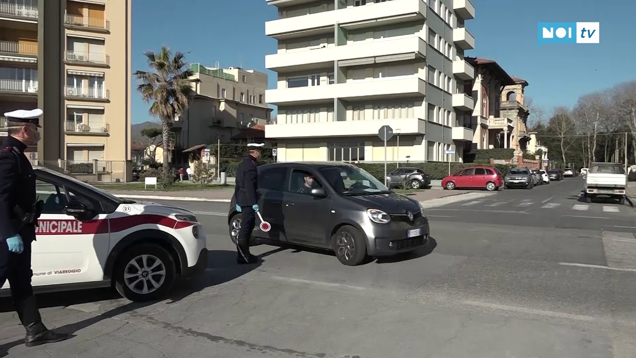 Chiuse spiagge e Passeggiata: firmata l'ordinanza a Viareggio