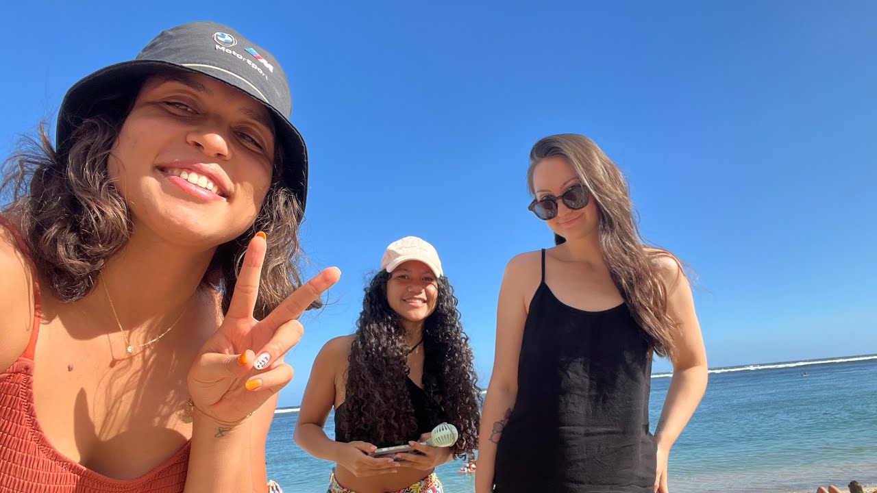 Mai | REUNION ISLAND VLOG - Un mois dans ma vie à la Réunion (OtakuCity, food, activitiés...) #vlog
