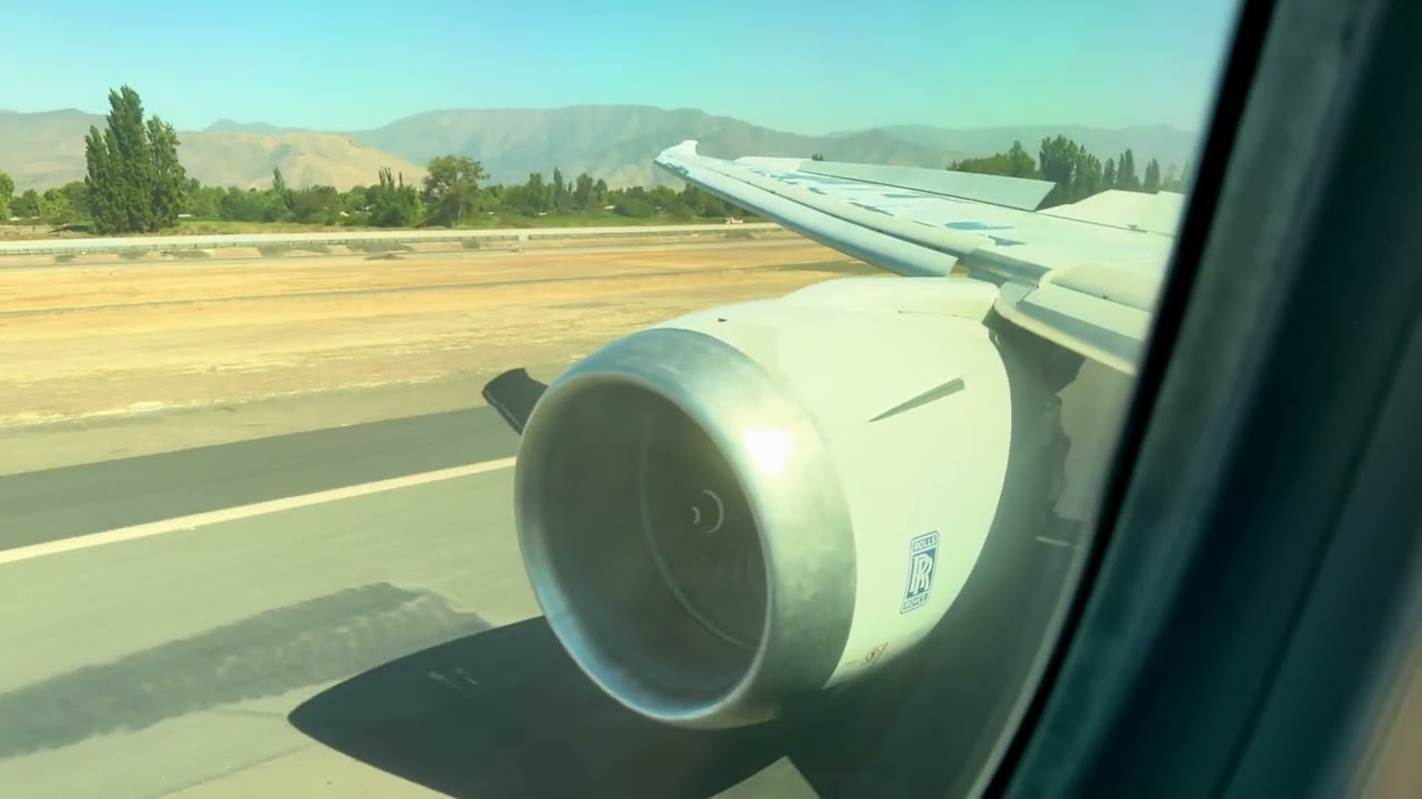 LATAM Boeing 787-9 - 17R morning landing in Santiago, Chile (SCL/SCEL)