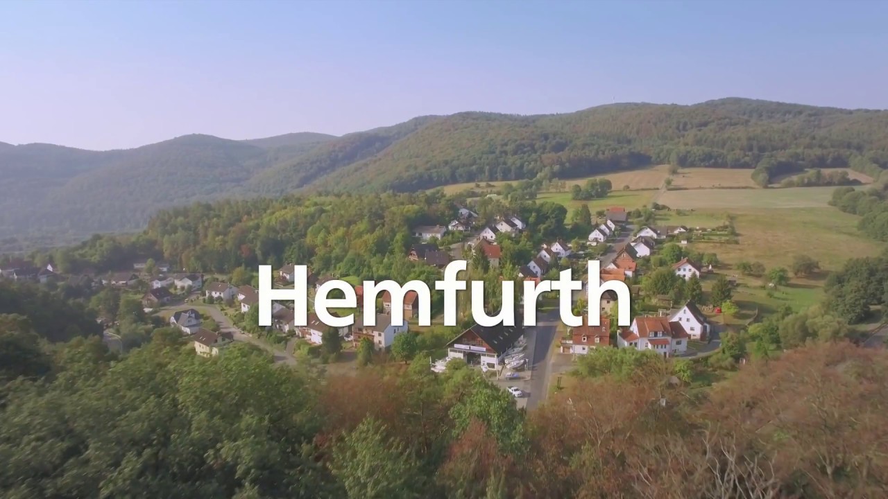 Waldeck von oben: Edertal-Hemfurth/Edersee