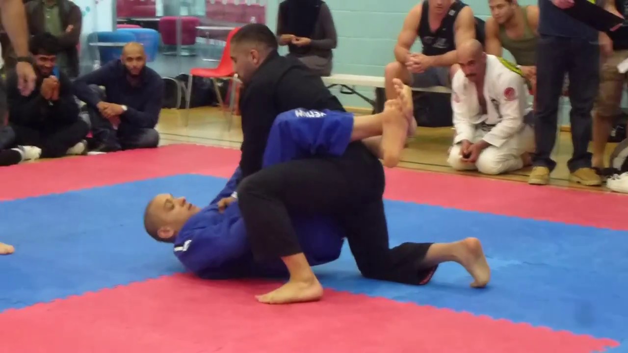 Khalid Ismail vs Tyrone Derrick - FINAL - BJJ Pro Cup 2013 - Blue Master - Heavy