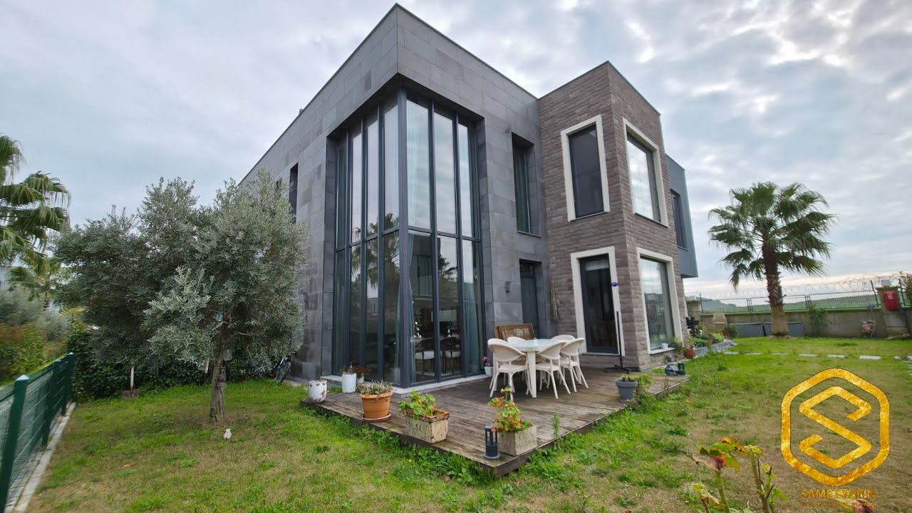 Villakentte Begonvilla Sitesinde Satılık 3+1 Dubleks Villa
