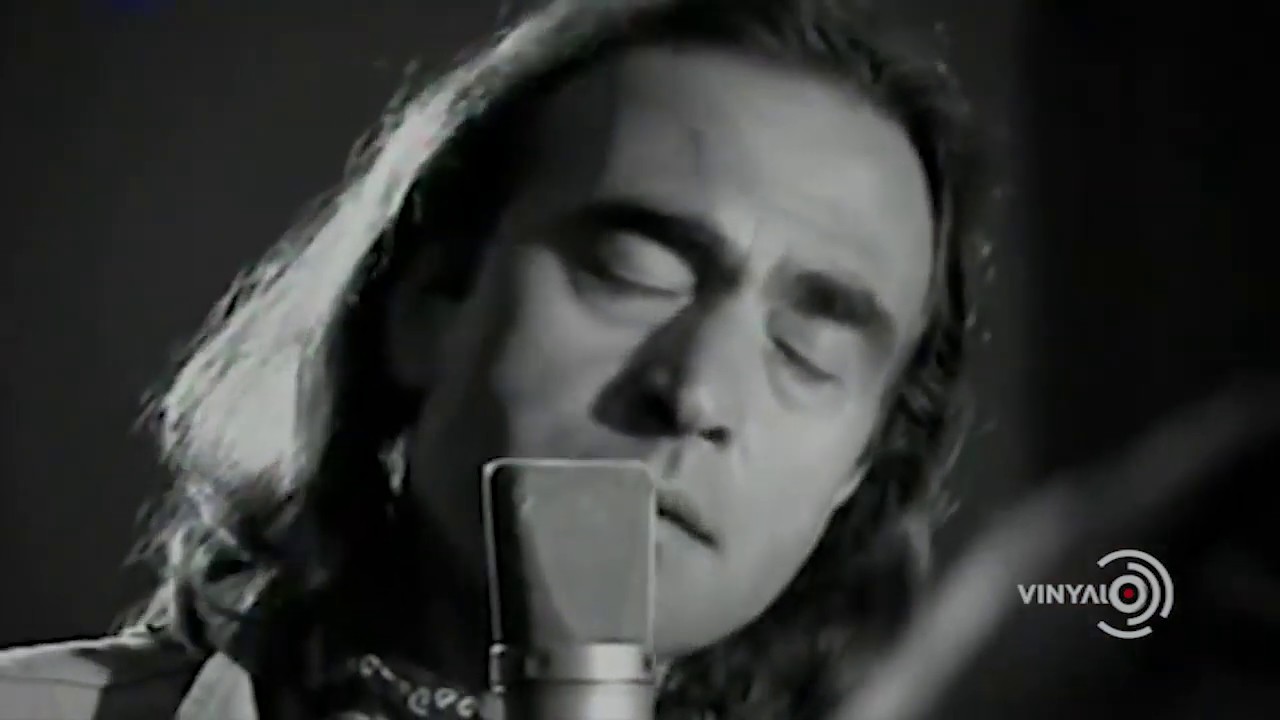 VΙΝΥΛΙΟ | Αφιέρωμα στον Νίκο Παπάζογλου (1948-2011)
