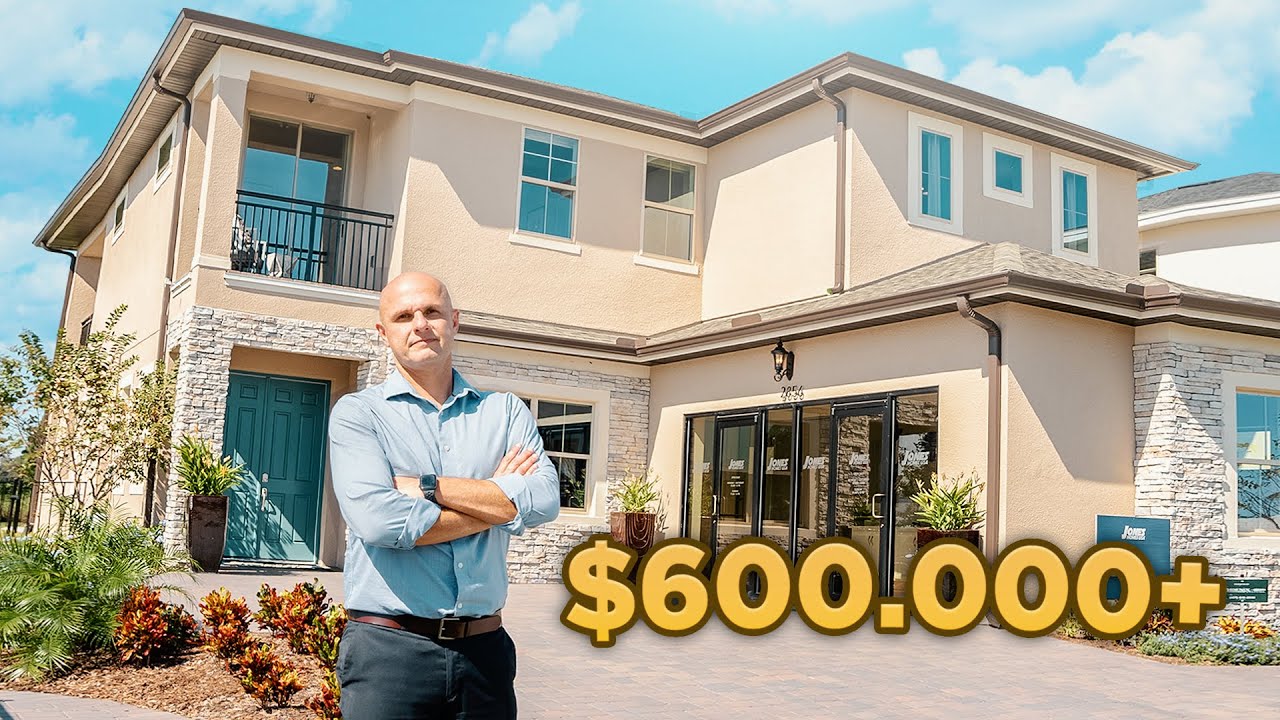 CASA SUPER MODERNA QUE CUSTA APENAS $600 MIL EM ORLANDO!