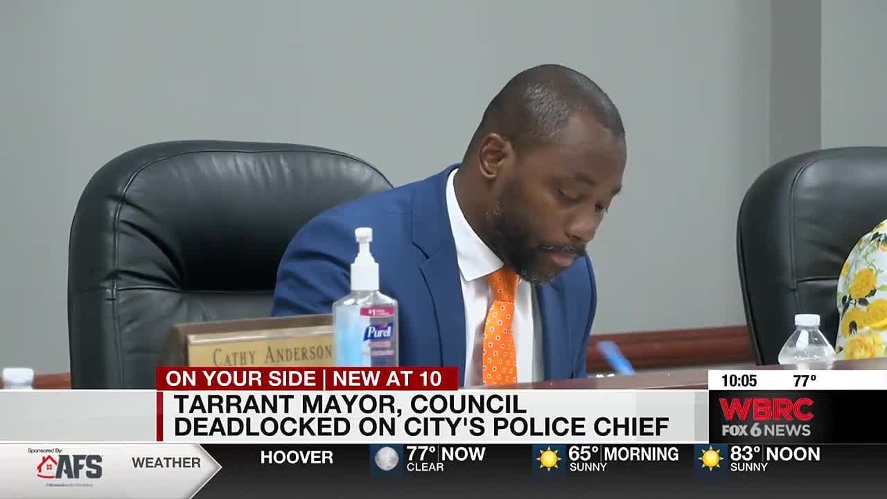 Tarrant mayor, city council deadlocked on city's police chief