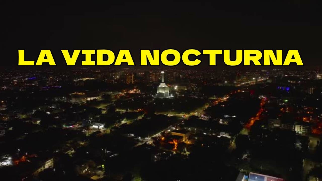 Lo que nadie te cuenta de caminar Santiago de noche.