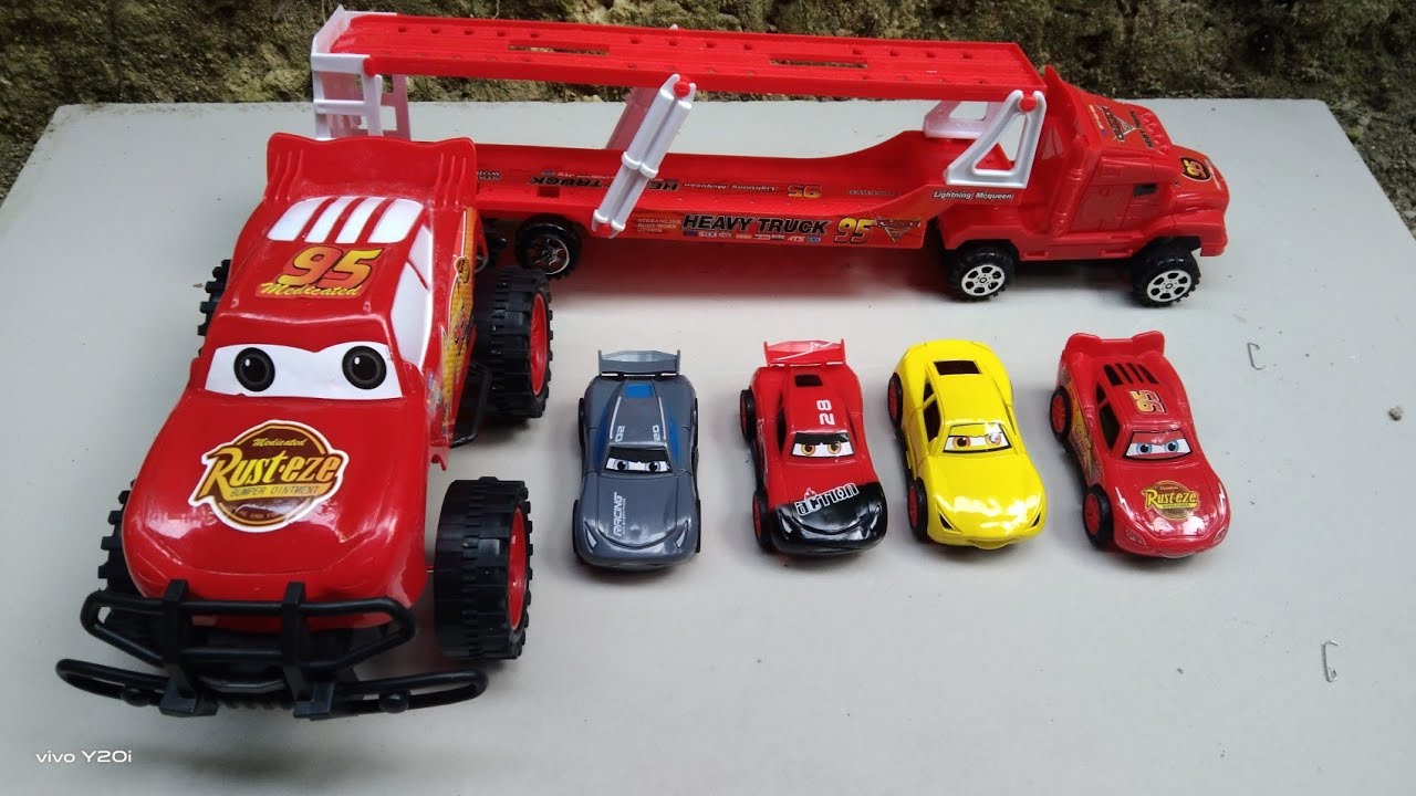 Lightning Mcqueen /Car Toys/Disney Pixar Cars / Jackson Storm / Cruz Ramirez / Tim Treadless