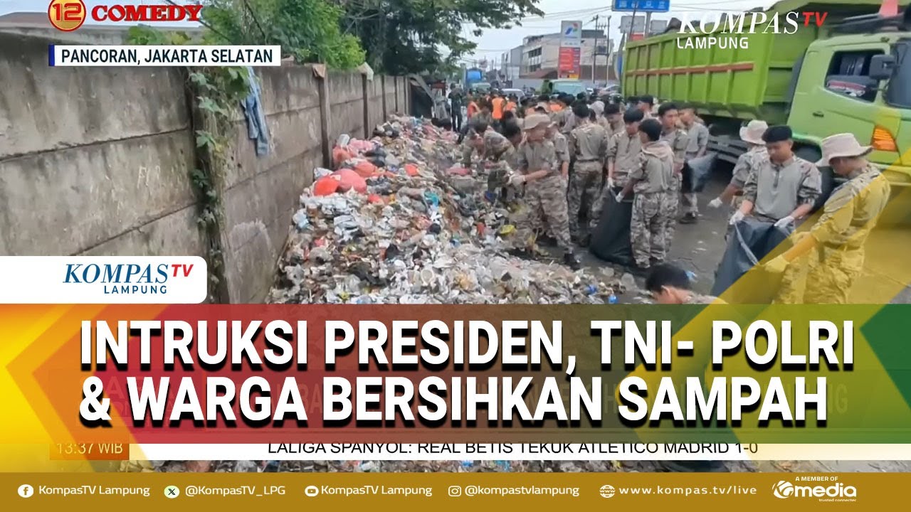 TNI-Polri Bersama Warga Bersihkan Lingkungan dari Sampah Usai Dapat Intruksi Presiden Prabowo