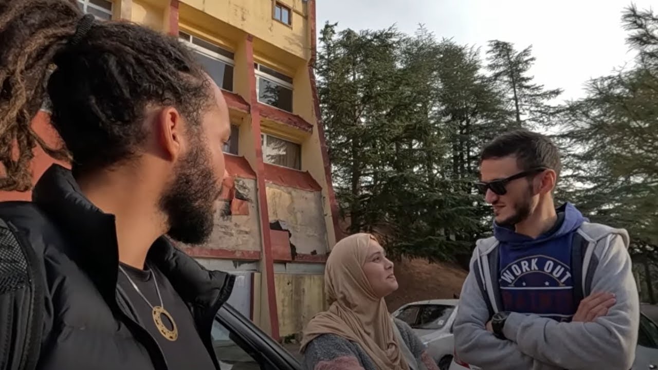 Surpris par le cadeau que cette Algérienne m'offre, Djurdjura, Algérie 🇩🇿
