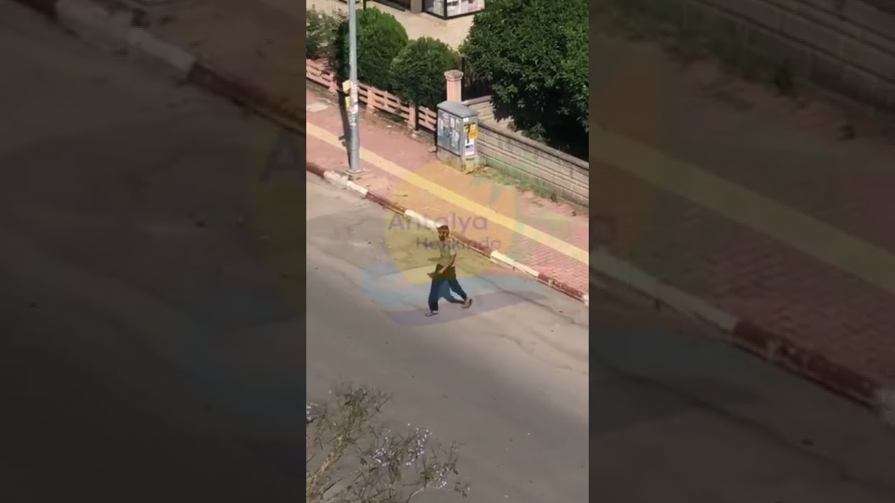 Antalya'da Hırsızlık Yapan Kartoncular Halk Tarafından Yakalanınca Ka&ccedil;tılar