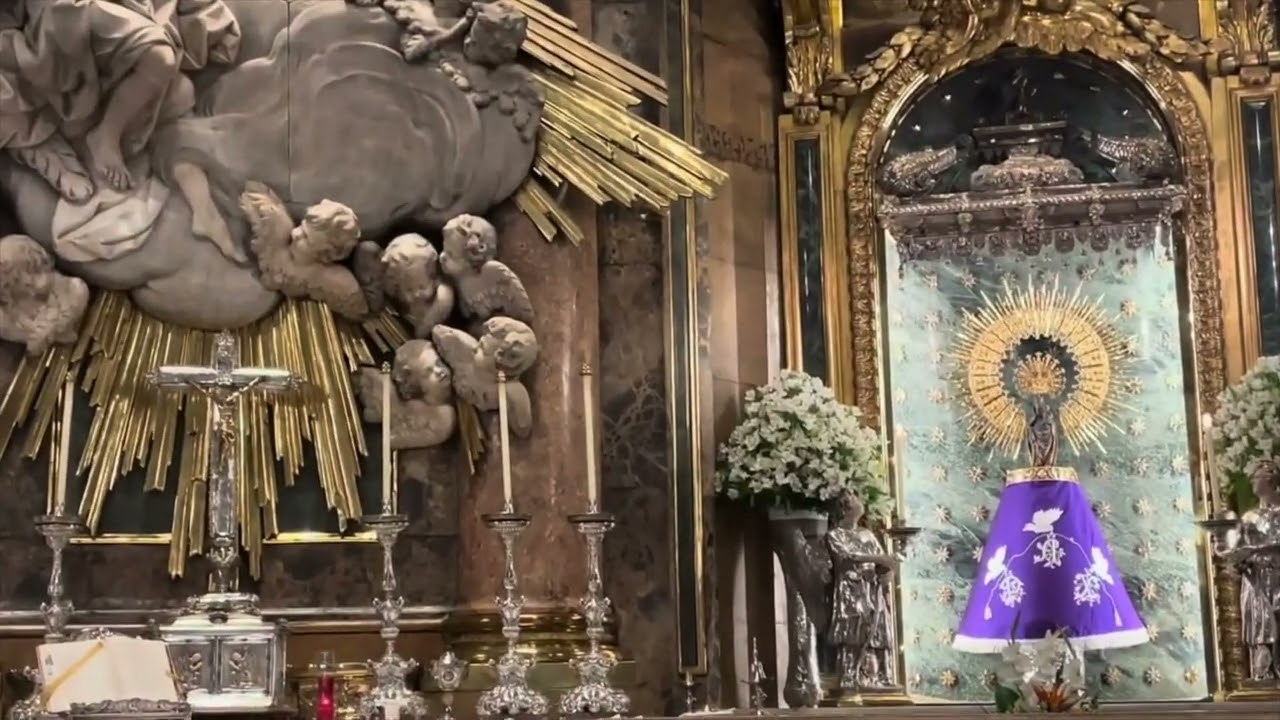 Un minuto junto a la Virgen del Pilar del día  19/02/26