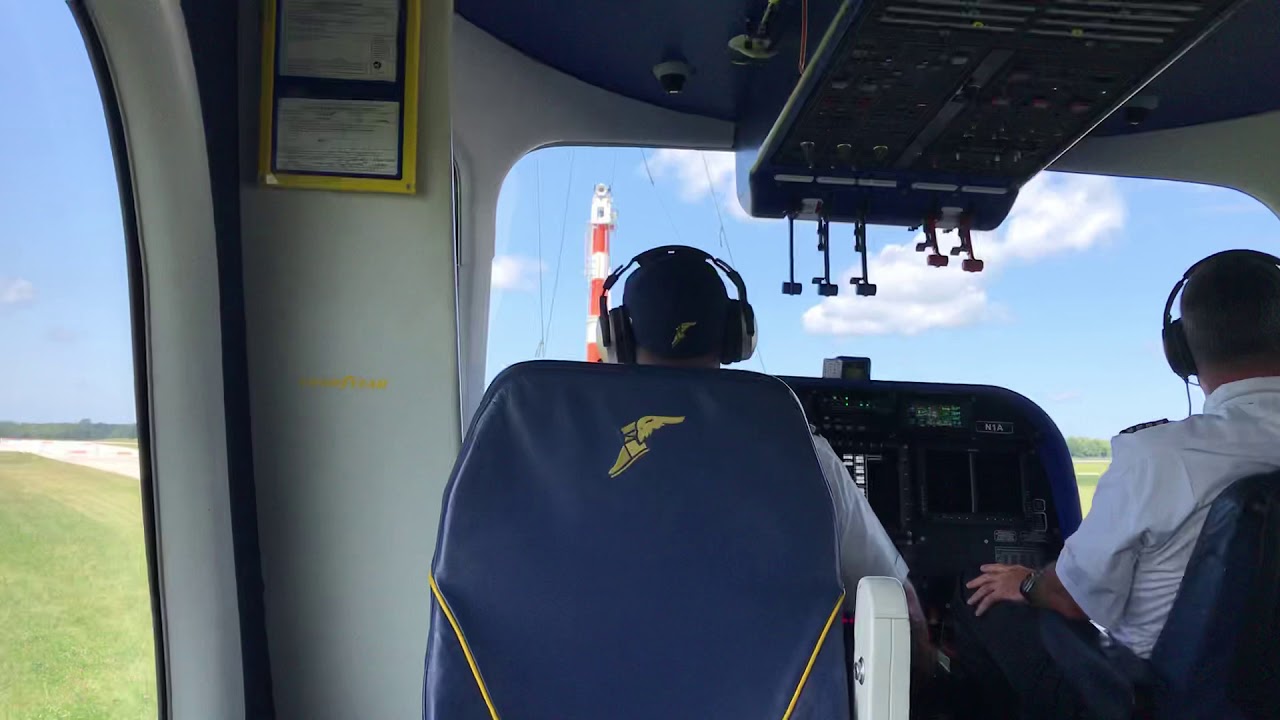 Goodyear Blimp - Docking