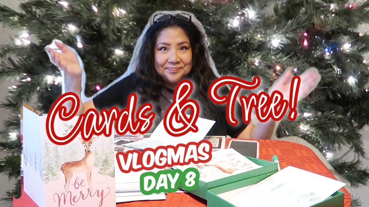Vlogmas 2025 День 8 | Наконец-то ее рождественская елка установлена!
