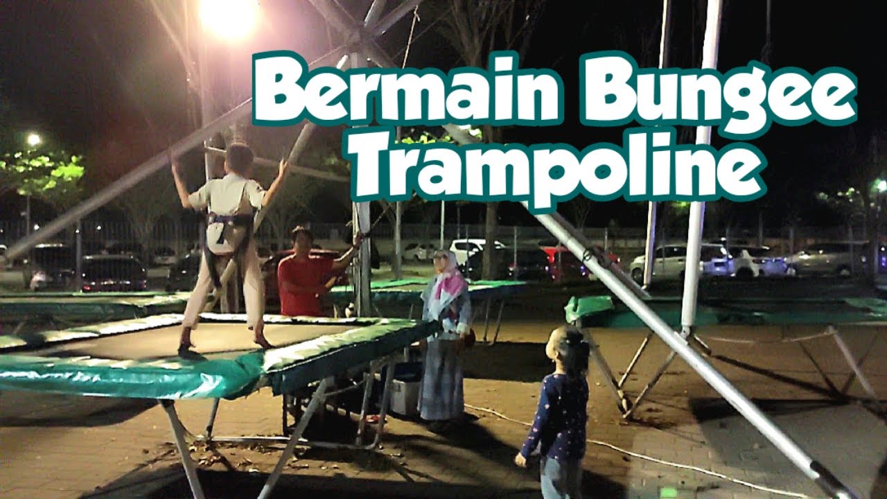 Bermain Bungee Trampoline Sampai Tinggi | Permainan Trampoline Anak Trampolin Food Junction Surabaya