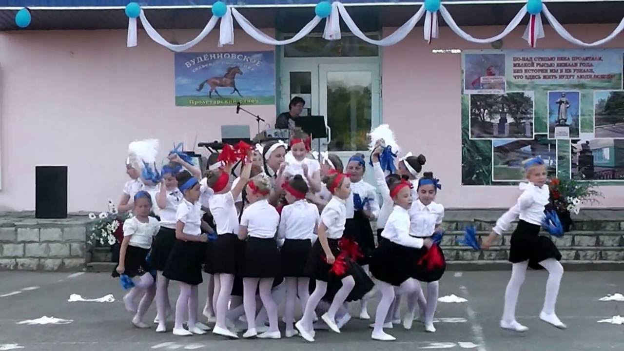 Танец с помпонами - Старшая и младшие танцевальные группы