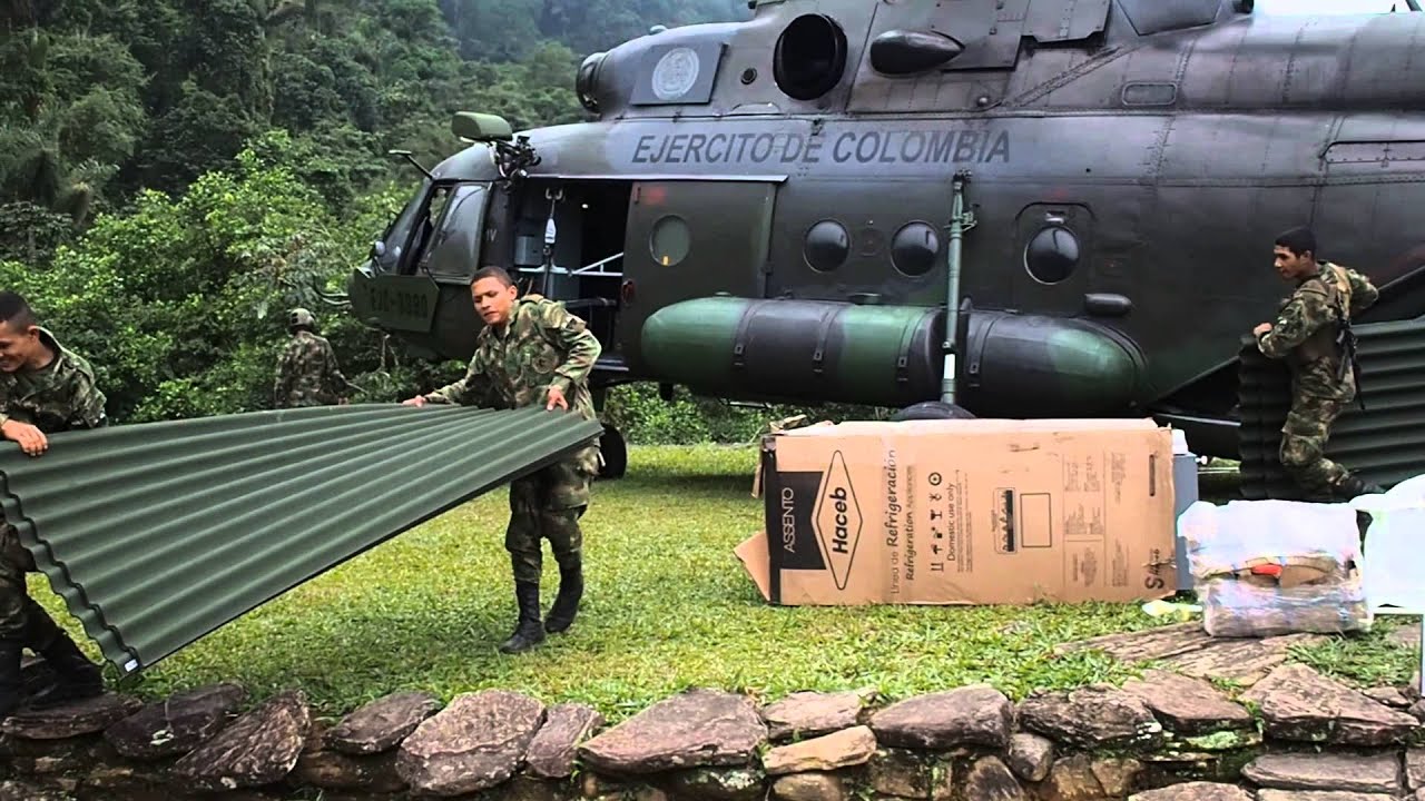 Materialtransport mit dem Helicopter