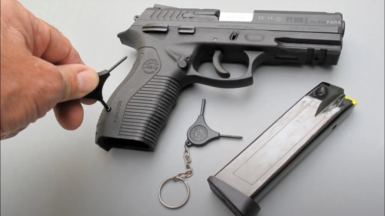 Taurus PT 809 E - 1&egrave;re partie : pr&eacute;sentation de l'arme