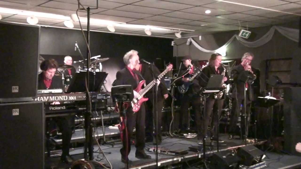 14-04-2012 Marabunta Indische Avond Rucphen Zaal Broer en Zus