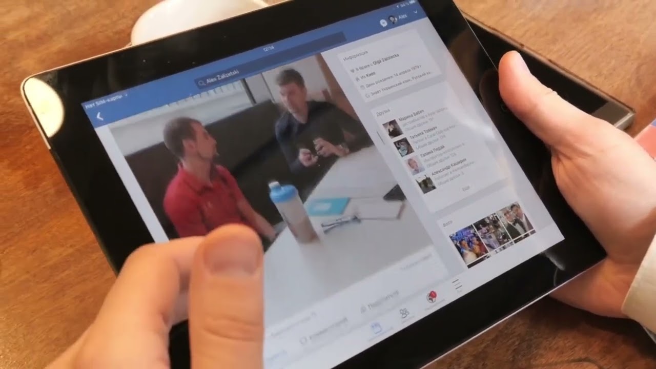[4K] Facebook, Post, Like, Comment, Share - Social Media - Stock Free Footage - Epic Cinematic