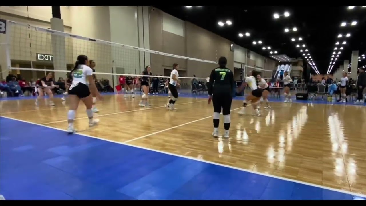Iza Gamboa #3, ￼￼back row attacks.