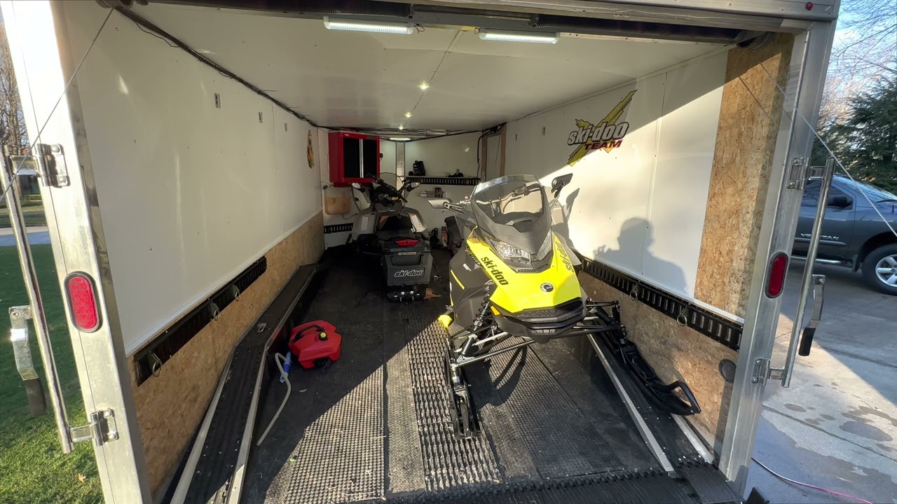 Snowmobile Trailer Tour