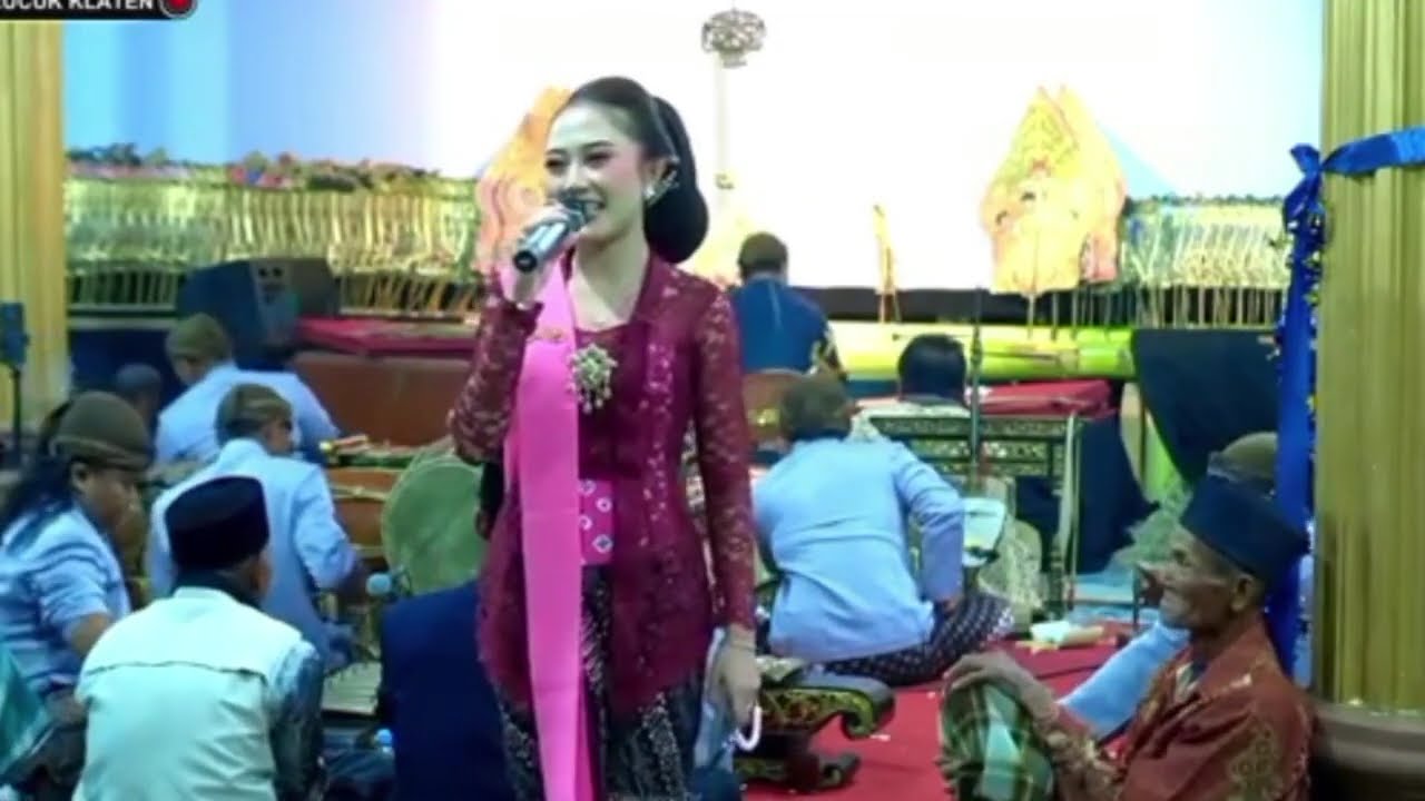 Sinden cantik bersuawara merdu||limbukan wayang kulit||Ki tantut susanto