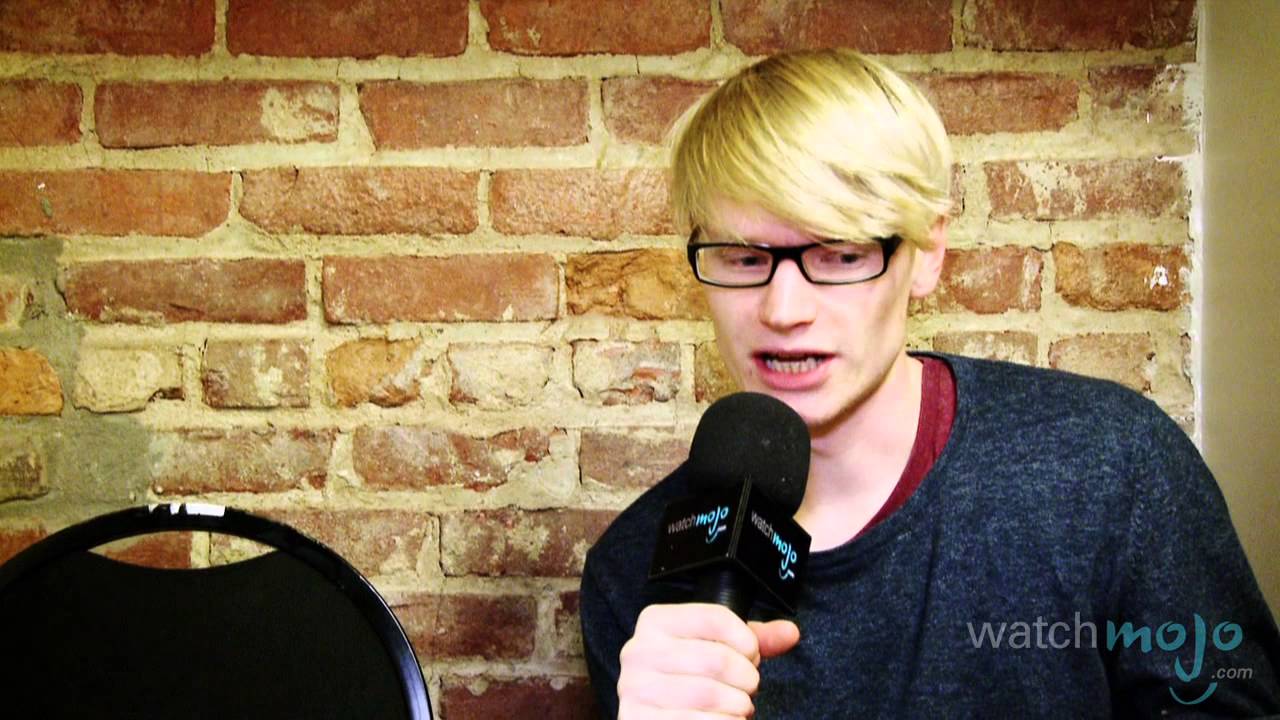 Alt-J Discusses 'An Awesome Wave'
