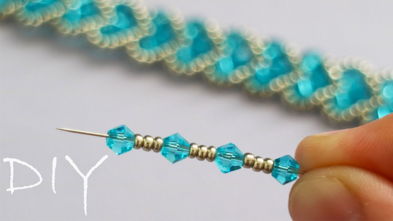 How to make a beautiful heart shaped beaded bracelet DIY