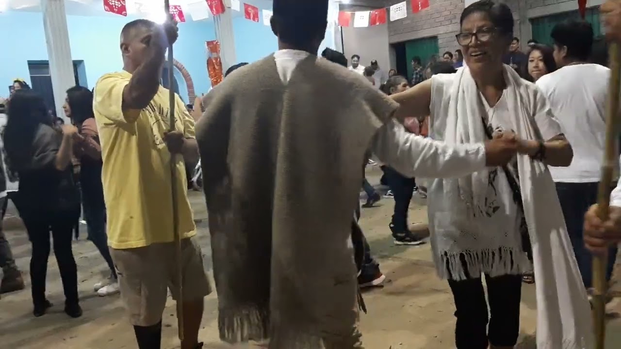 Banda filarmonica de Santo Tomás Lachitaá.(noche de calenda en Zoochila)2023