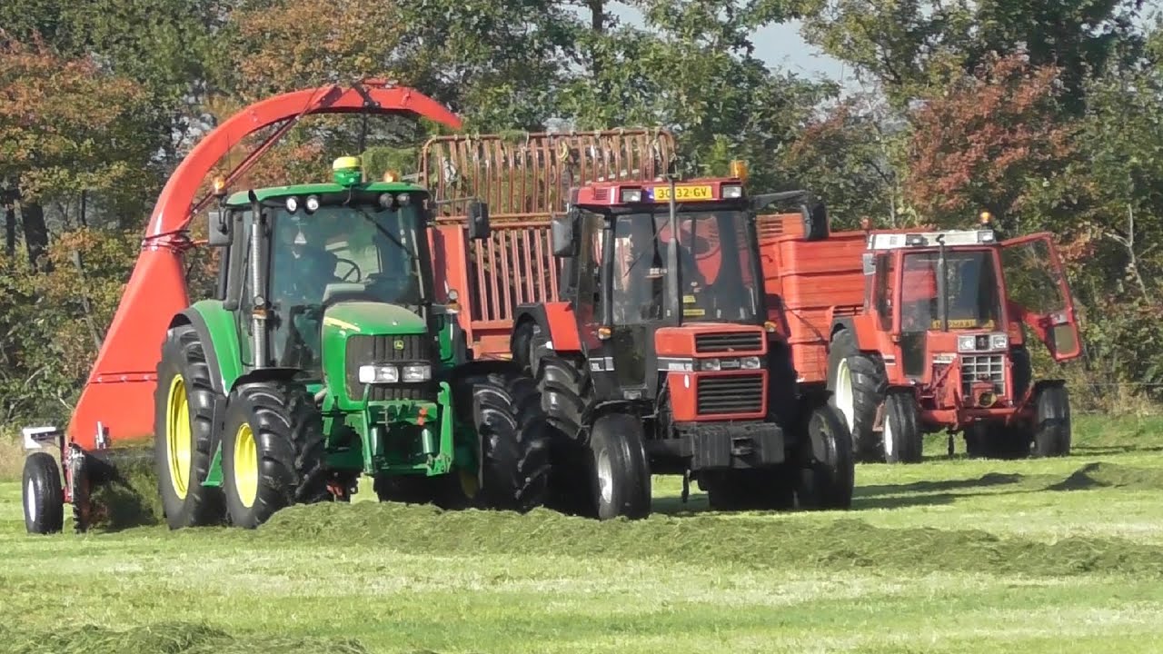Harvesting team 5 grass silage